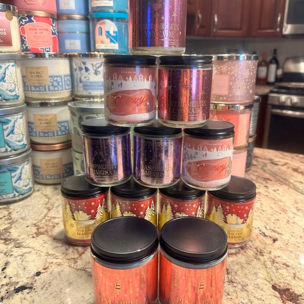 (ONE) Bath&Body Works candles-1x PINEAPPLE MANGO SPRITZ 7oz SCENTED CANDLE NEW!
